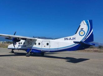 दाङको तुलसीपुरको टरिगाउँस्थित विमानस्थलमा सीता एयरको सफल परीक्षण उडान