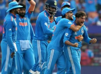 विश्वकप क्रिकेट : भारतले पाकिस्तानलाई ७ विकेटले हरायो