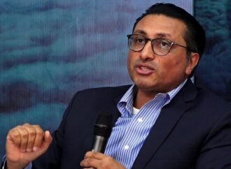 वाशिङ्टन पुगेर बहुपक्षीय वित्तीय सहयोग जुटाउँदै अर्थमन्त्री वाग्ले: भोटेकोसी पुनर्निर्माण र ‘ग्रे लिस्ट’ निवारण मुख्य एजेण्डा